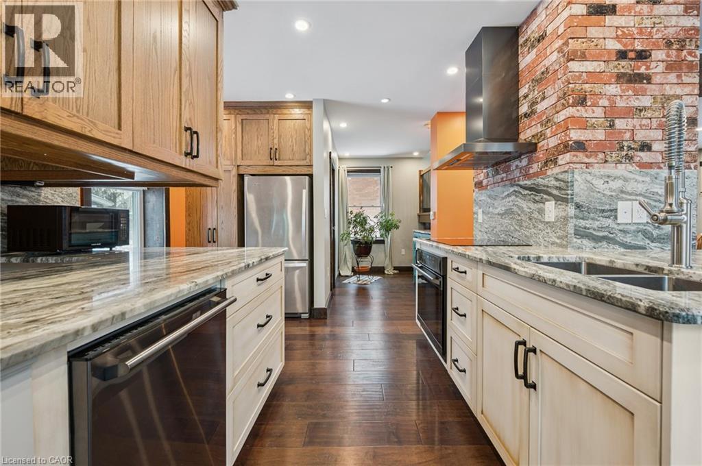 838 MOORE Street, Cambridge, Ontario, N3H3B8 — Photo 13