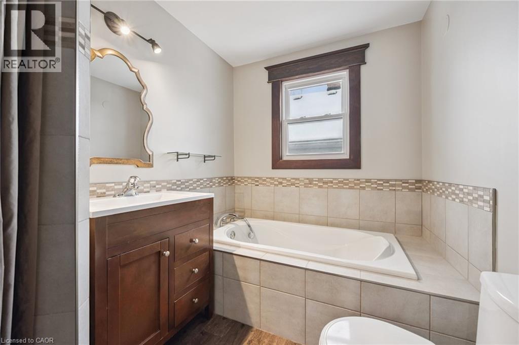 838 MOORE Street, Cambridge, Ontario, N3H3B8 — Photo 24
