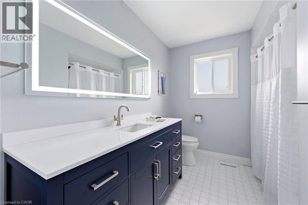 31 WAKEFIELD Lane, Waterdown, Ontario, L8B0M7 — Photo 19