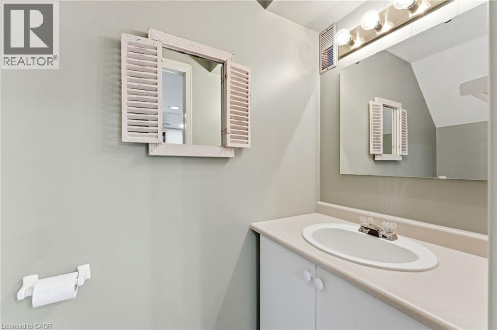 31 WAKEFIELD Lane, Waterdown, Ontario, L8B0M7 — Photo 25