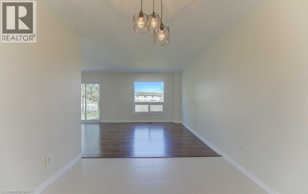 90 RALGREEN Crescent, Kitchener, Ontario, N2M1T9 — Photo 17