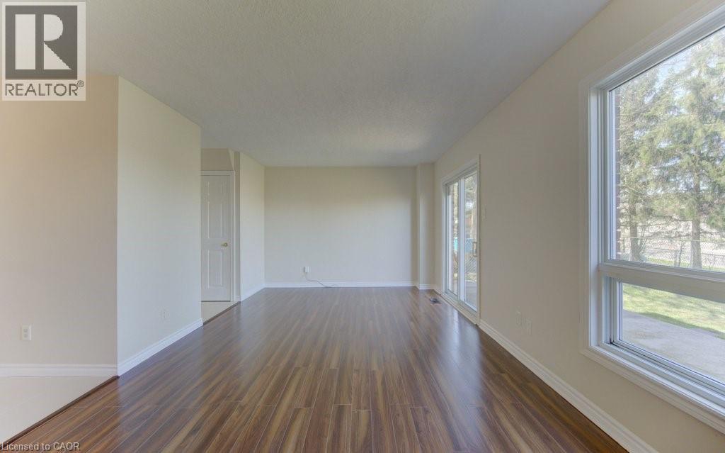 90 RALGREEN Crescent, Kitchener, Ontario, N2M1T9 — Photo 20