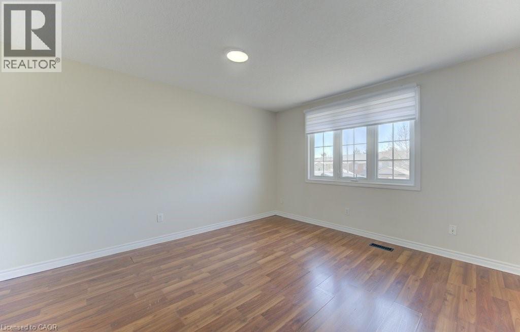 90 RALGREEN Crescent, Kitchener, Ontario, N2M1T9 — Photo 27