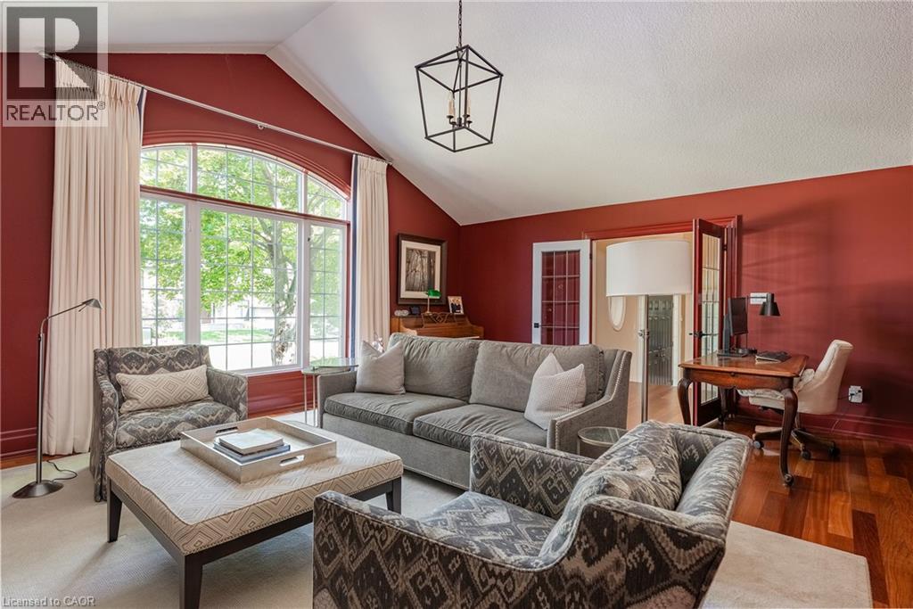 266 TRACINA Drive, Oakville, Ontario, L6L4C2 — Photo 6