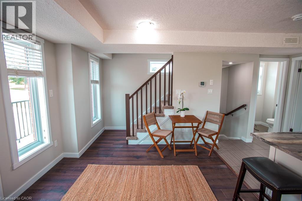 489 EAST Avenue Unit# B, Kitchener, Ontario, N2H0A8 — Photo 6