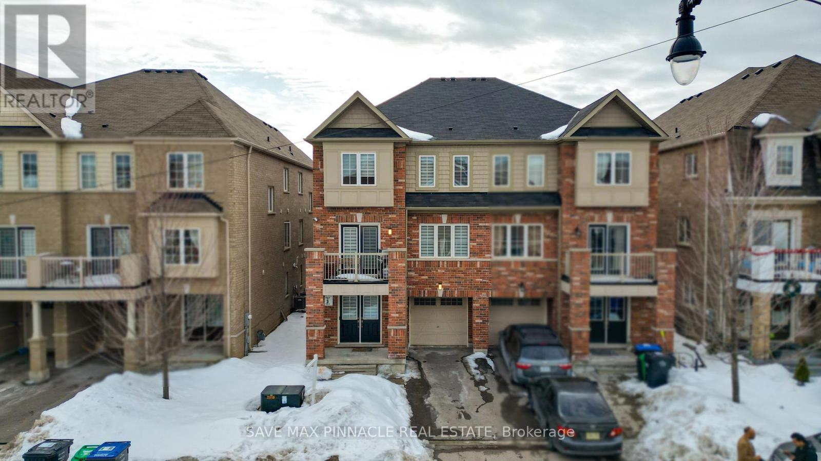 25 GOLDEN SPRINGS DRIVE, Brampton (Northwest Brampton), Ontario, L7A0C7 — Photo 2