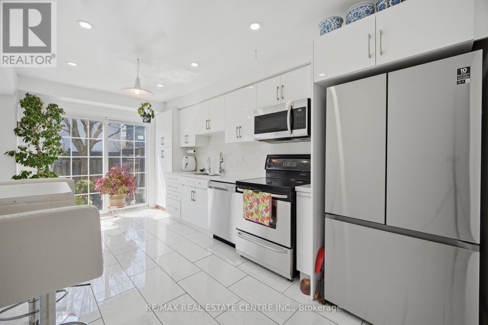 2 - 3 HARTNELL SQUARE, Brampton (Central Park), Ontario, L6S5W7 — Photo 11