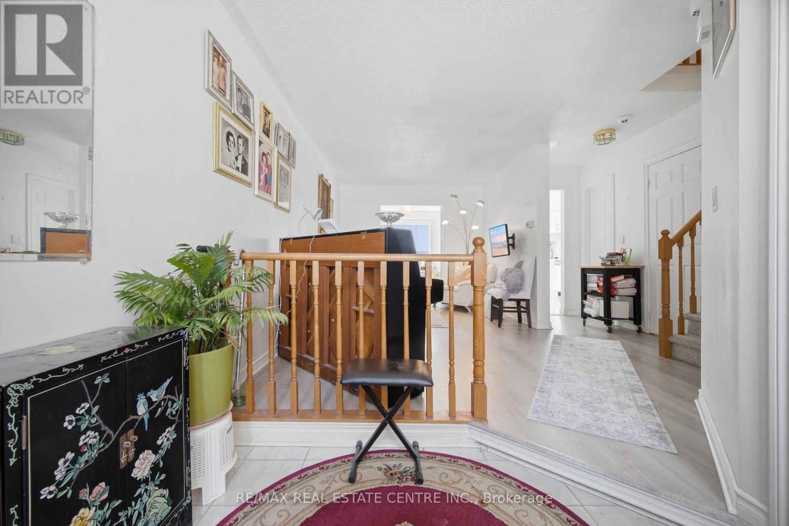 2 - 3 HARTNELL SQUARE, Brampton (Central Park), Ontario, L6S5W7 — Photo 8