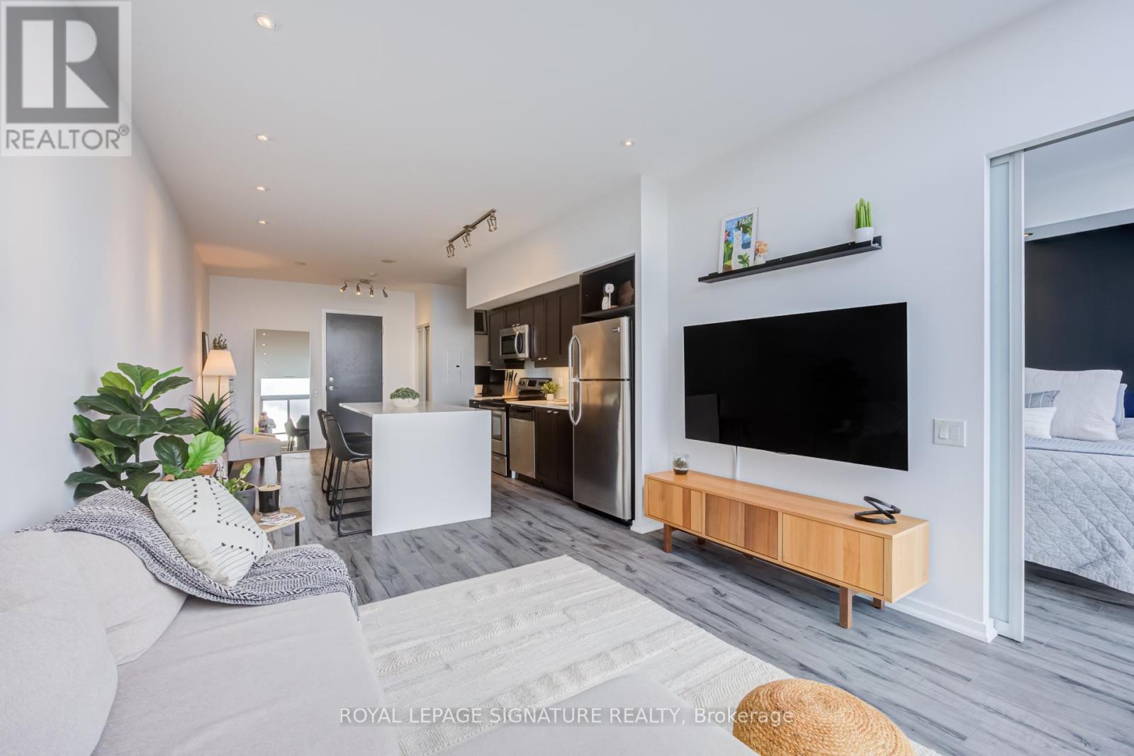 3513 - 105 THE QUEENSWAY, Toronto (High Park-Swansea), Ontario, M6S5B5 — Photo 13