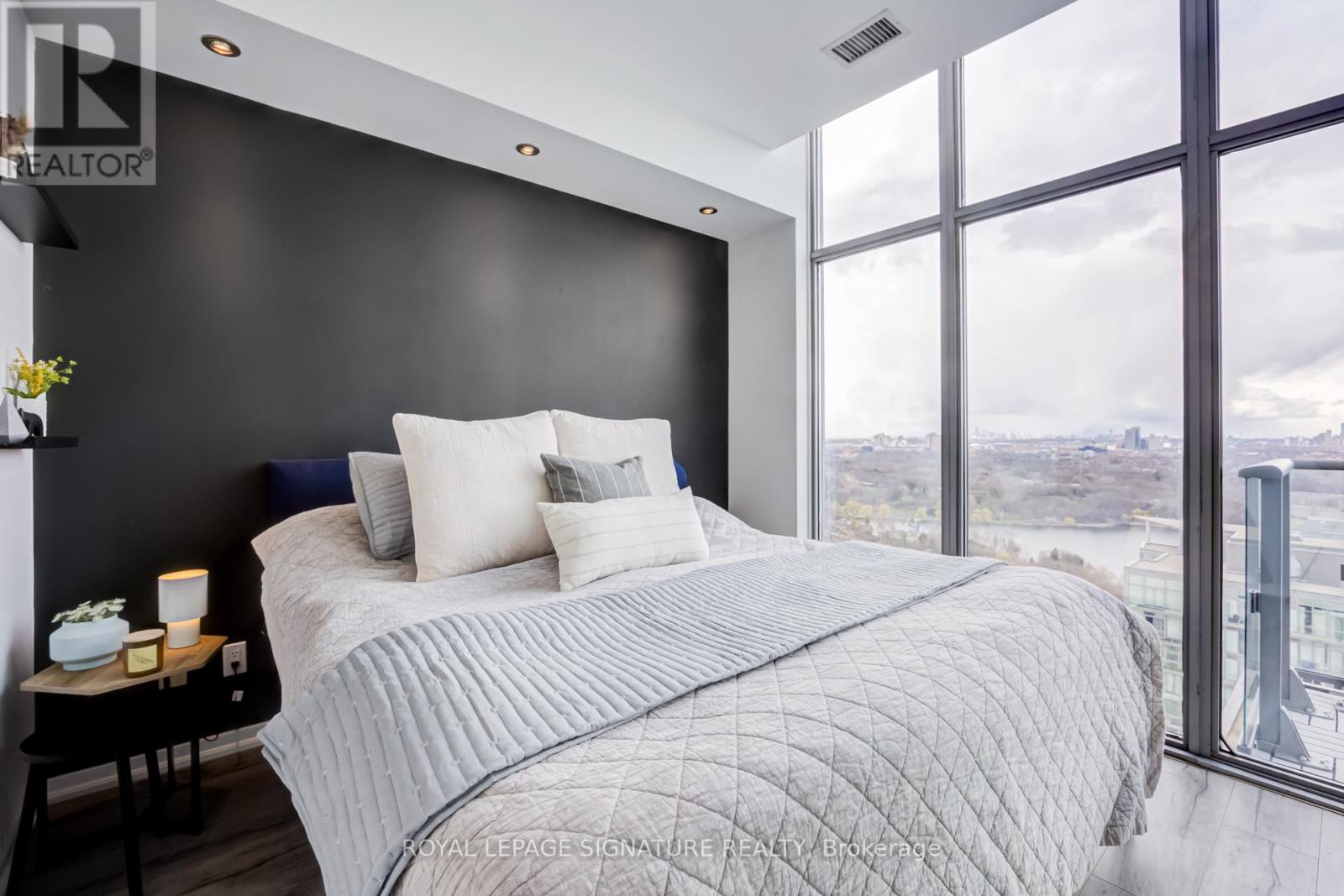 3513 - 105 THE QUEENSWAY, Toronto (High Park-Swansea), Ontario, M6S5B5 — Photo 15