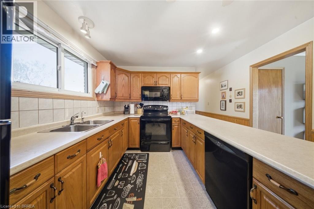 36 HAMILTON Avenue, Brantford, Ontario, N3S6Z9 — Photo 12