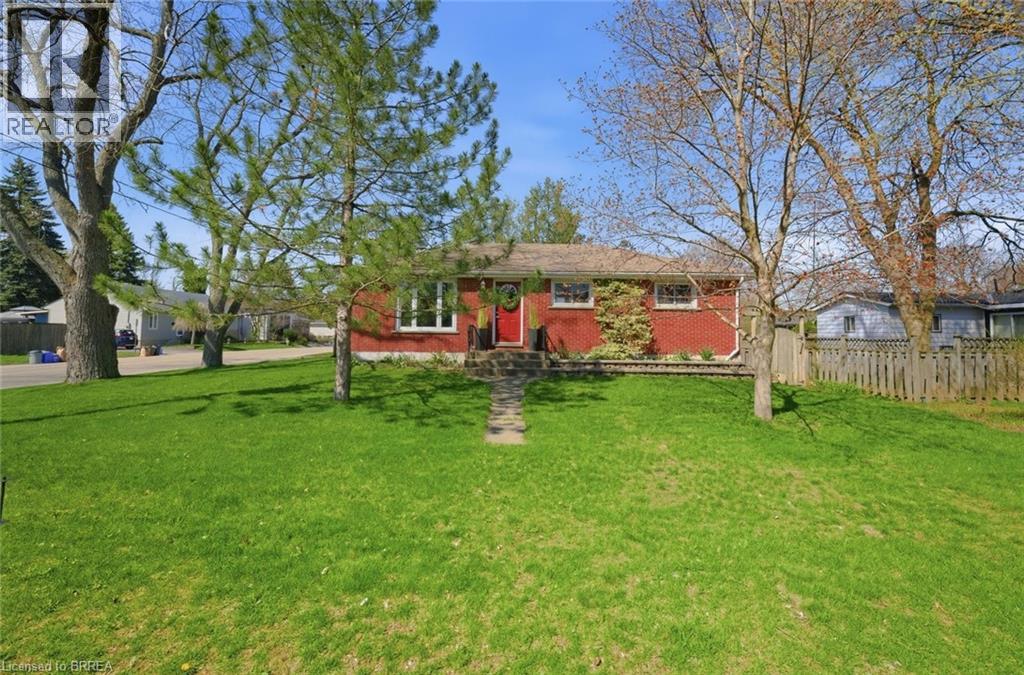 36 HAMILTON Avenue, Brantford, Ontario, N3S6Z9 — Photo 2