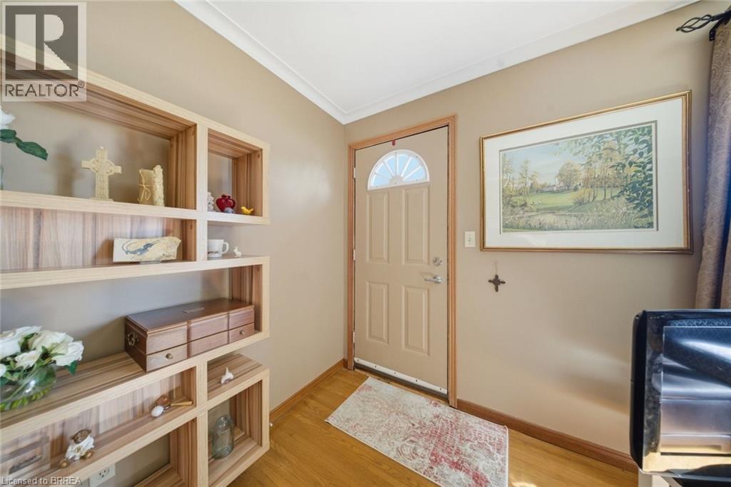 36 HAMILTON Avenue, Brantford, Ontario, N3S6Z9 — Photo 6