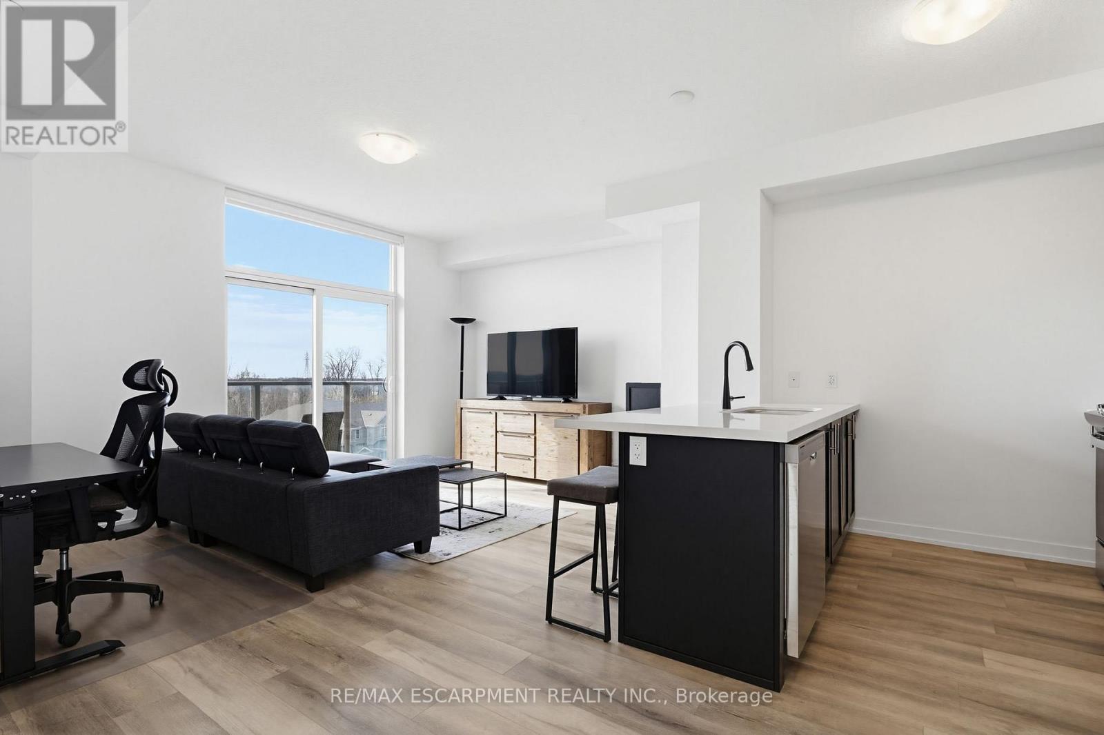 438 - 10 MALLARD TRAIL, Hamilton (Waterdown), Ontario, L8B2A7 — Photo 16