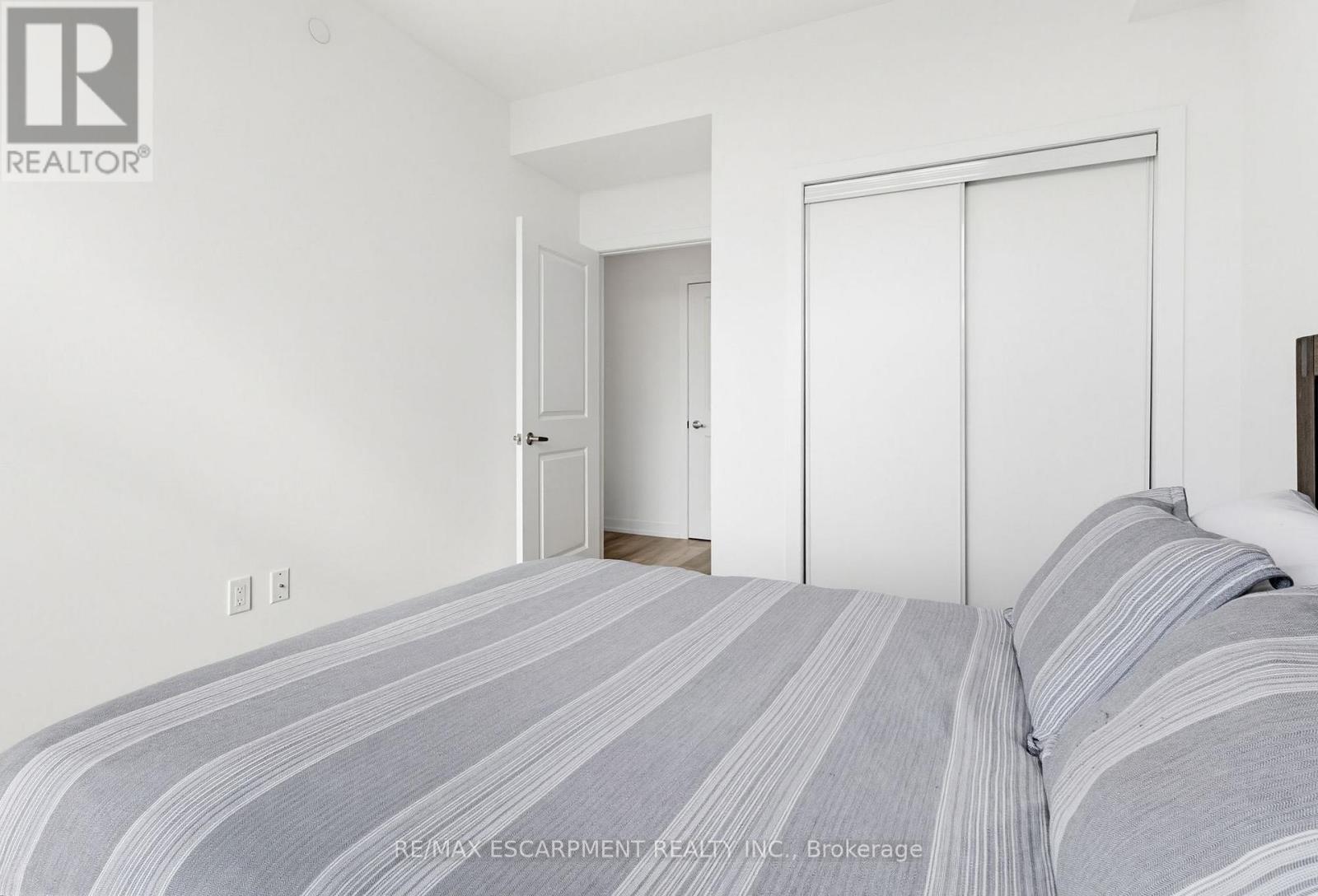 438 - 10 MALLARD TRAIL, Hamilton (Waterdown), Ontario, L8B2A7 — Photo 18