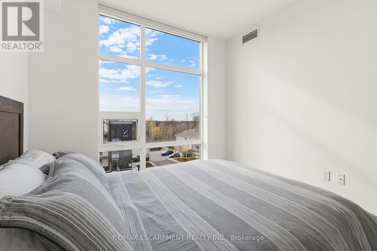 438 - 10 MALLARD TRAIL, Hamilton (Waterdown), Ontario, L8B2A7 — Photo 19