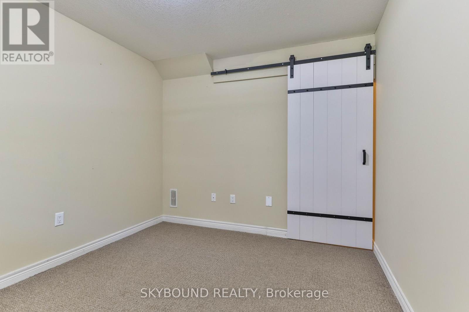 2 EGLESTON LANE, Hamilton (Ancaster), Ontario, L9G0G7 — Photo 4