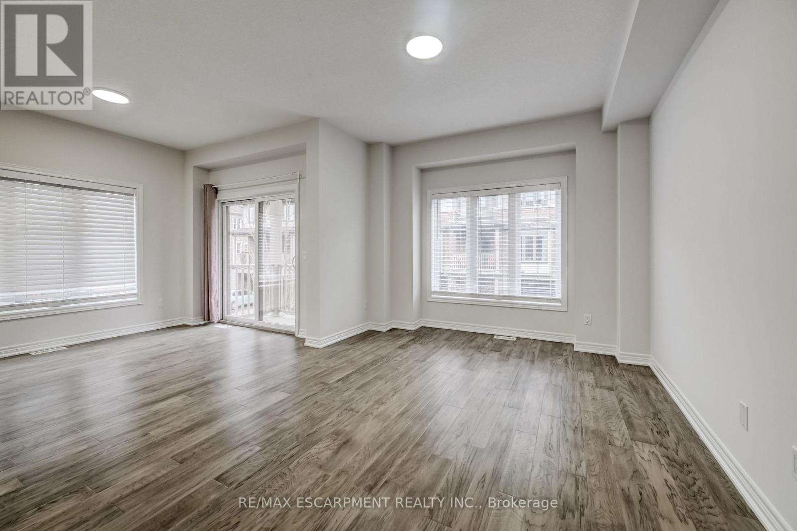 23 RIDGESIDE LANE W, Hamilton (Waterdown), Ontario, L8B1W5 — Photo 17