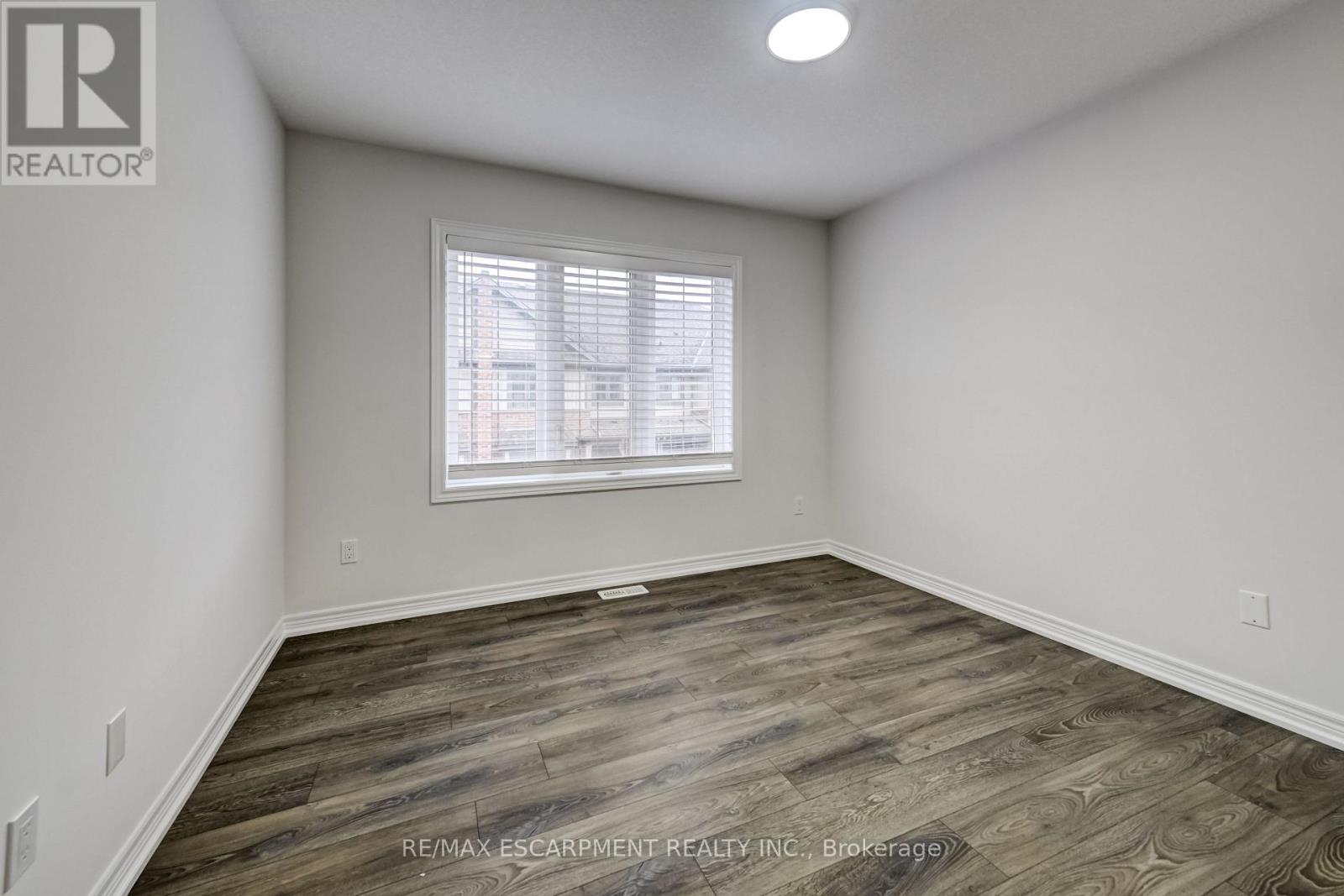 23 RIDGESIDE LANE W, Hamilton (Waterdown), Ontario, L8B1W5 — Photo 26