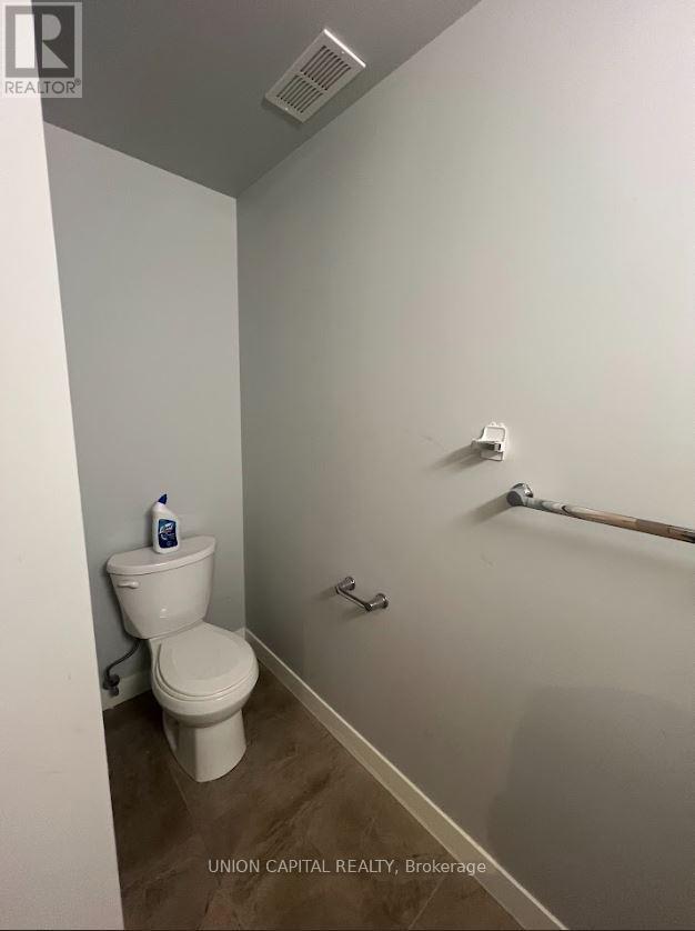 B207 - 62 BALSAM STREET, Waterloo, Ontario, N2L3H2 — Photo 5