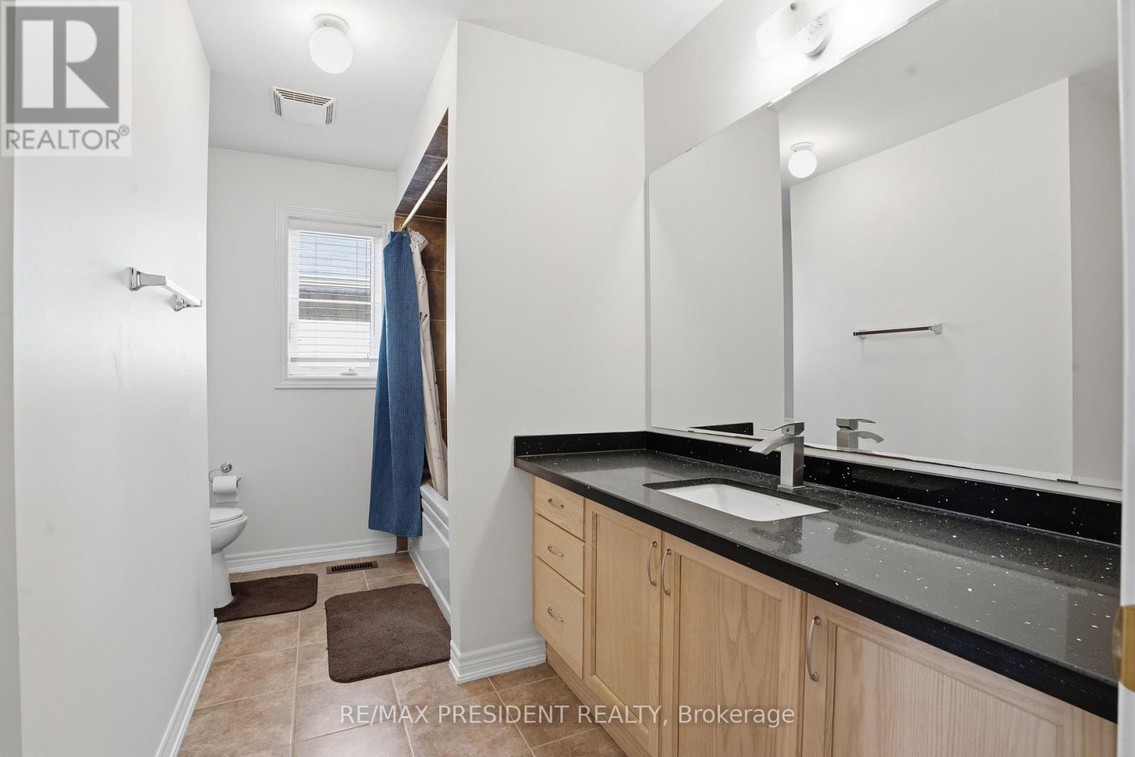 17 MCCARTNEY STREET, Hamilton (Waterdown), Ontario, L8B0T7 — Photo 31