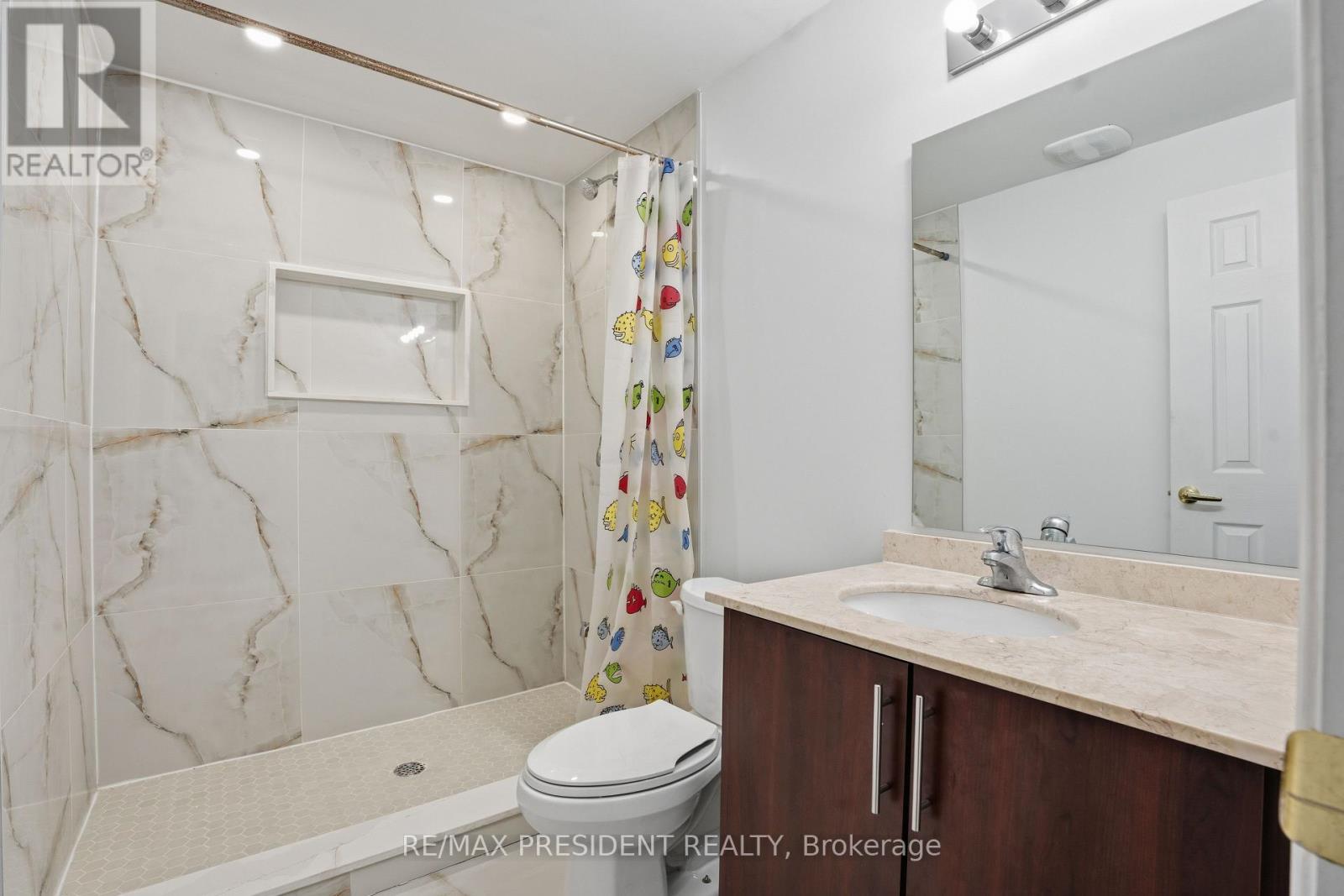 17 MCCARTNEY STREET, Hamilton (Waterdown), Ontario, L8B0T7 — Photo 36