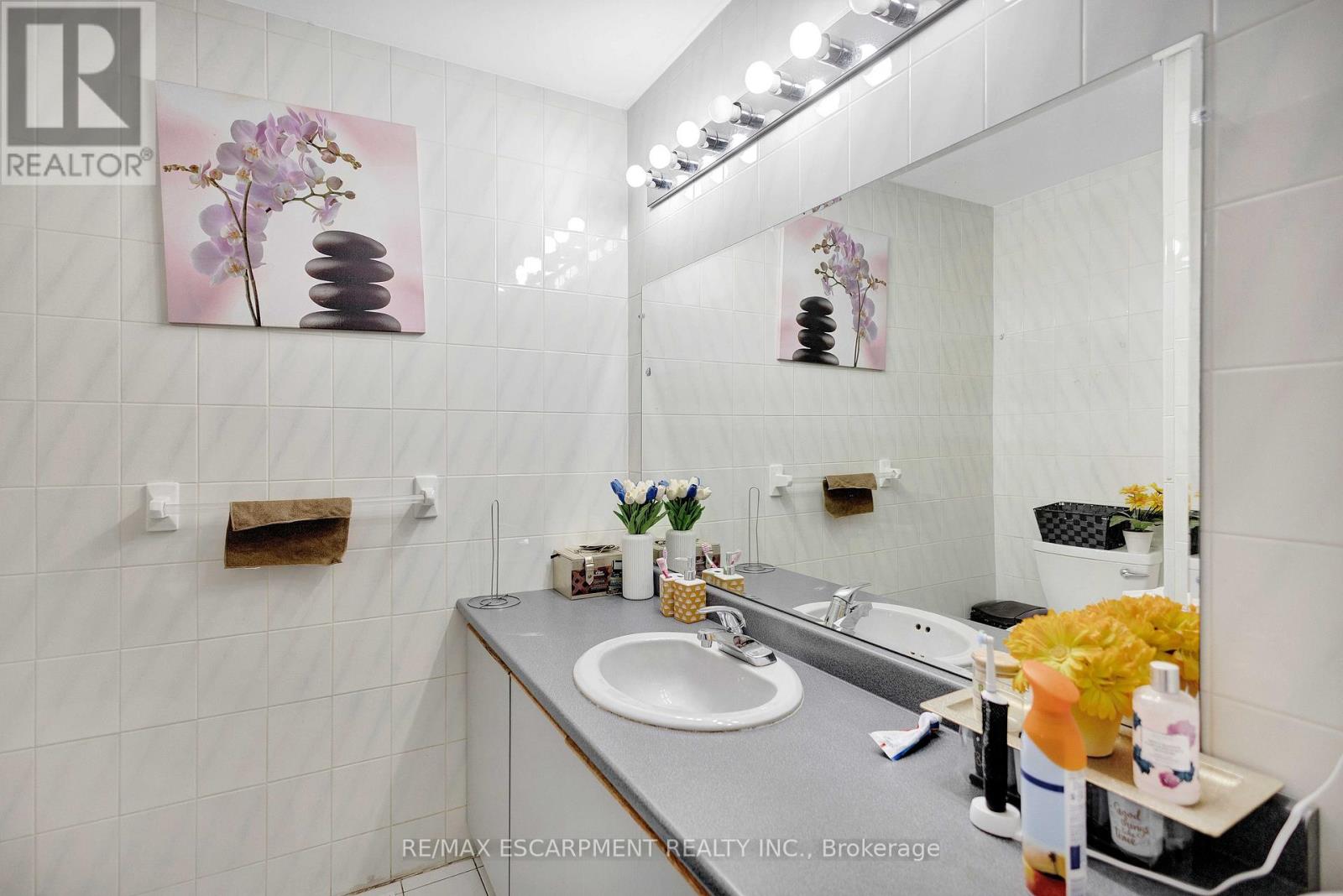 304 CELTIC DRIVE, Hamilton (Stoney Creek), Ontario, L8E3S2 — Photo 14