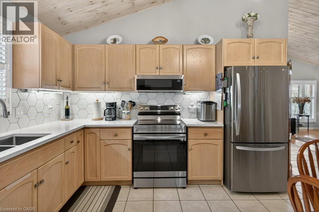 35 HEPBURN Crescent, Hamilton, Ontario, L9C7S4 — Photo 10