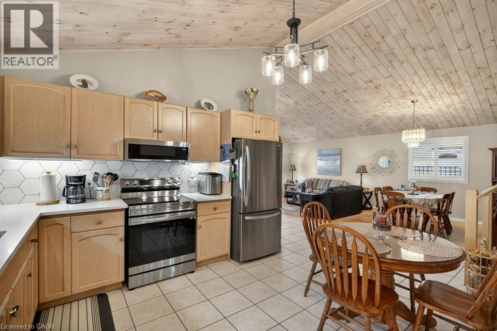 35 HEPBURN Crescent, Hamilton, Ontario, L9C7S4 — Photo 11