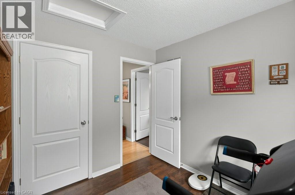 35 HEPBURN Crescent, Hamilton, Ontario, L9C7S4 — Photo 19