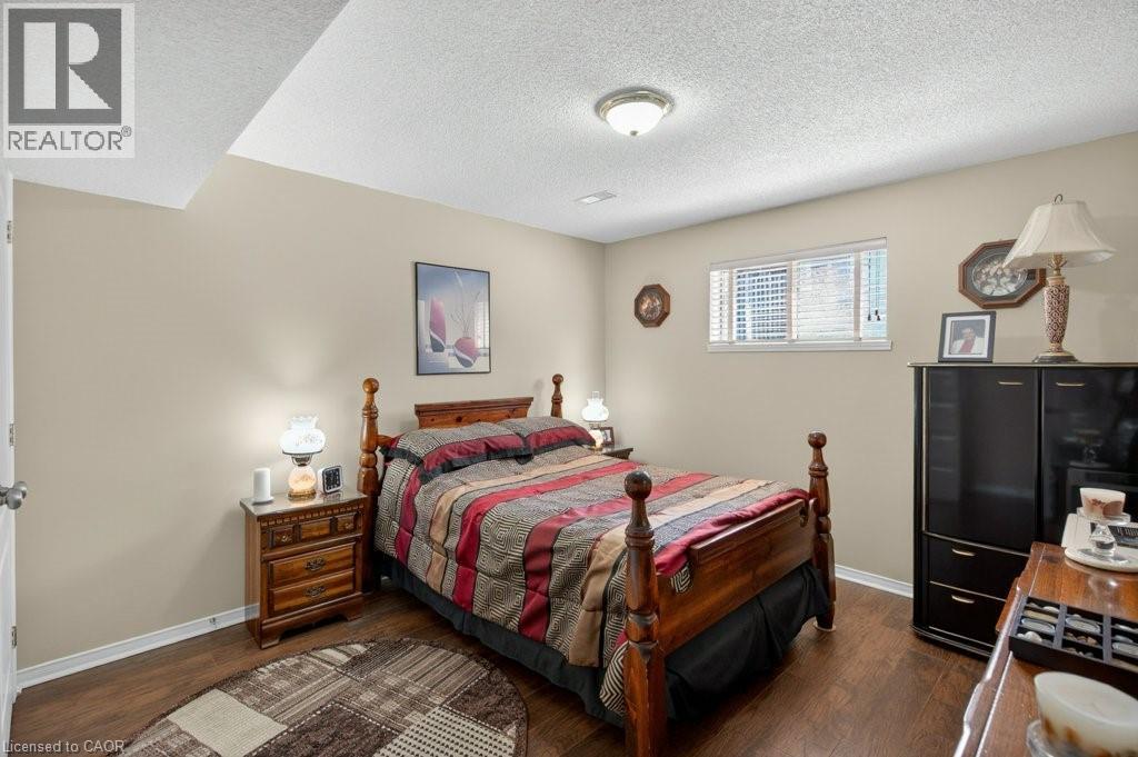 35 HEPBURN Crescent, Hamilton, Ontario, L9C7S4 — Photo 25