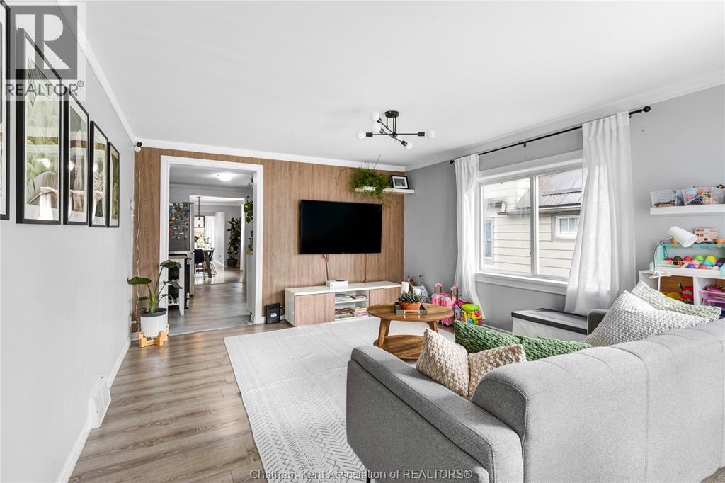 236 SANDYS STREET, Chatham, Ontario, N7L3P8 — Photo 8