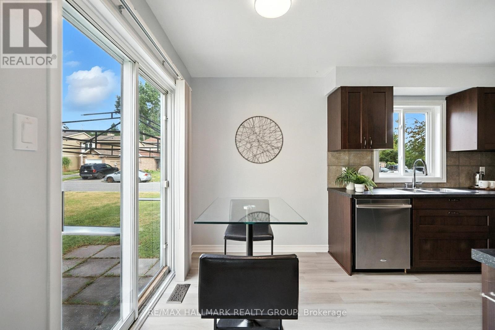 55 FAIR OAKS CRESCENT, Ottawa, Ontario, K2G4W3 — Photo 10