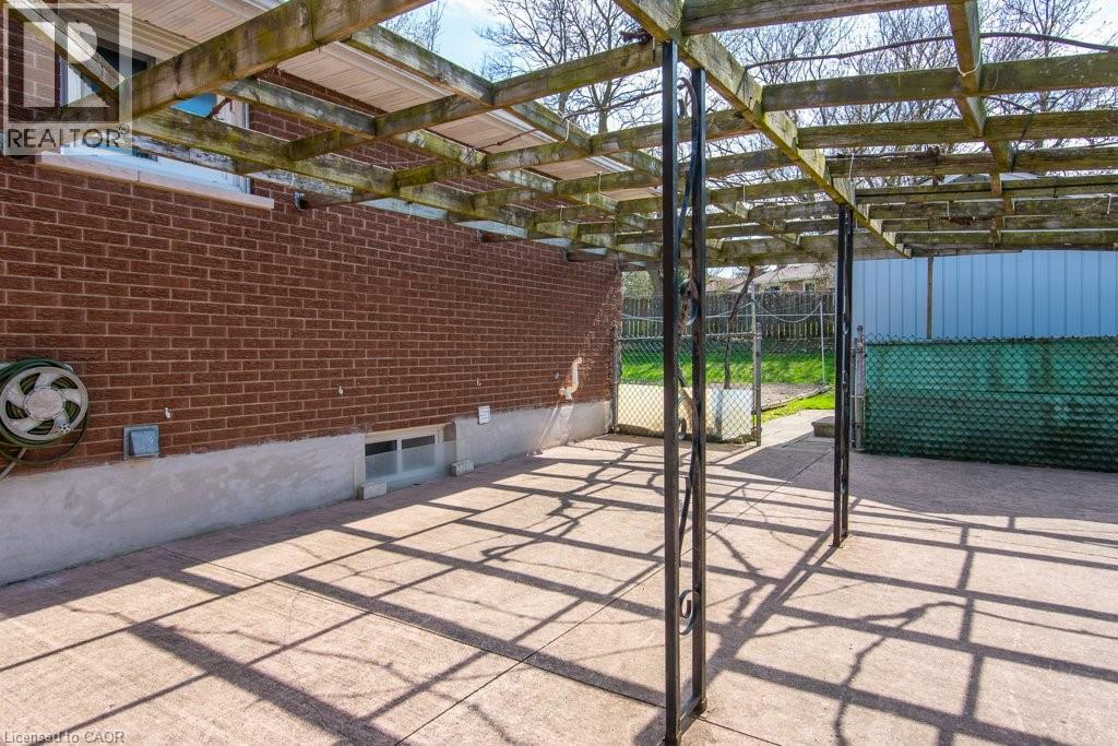 103 QUEENSTON Drive, Kitchener, Ontario, N2B2V2 — Photo 17