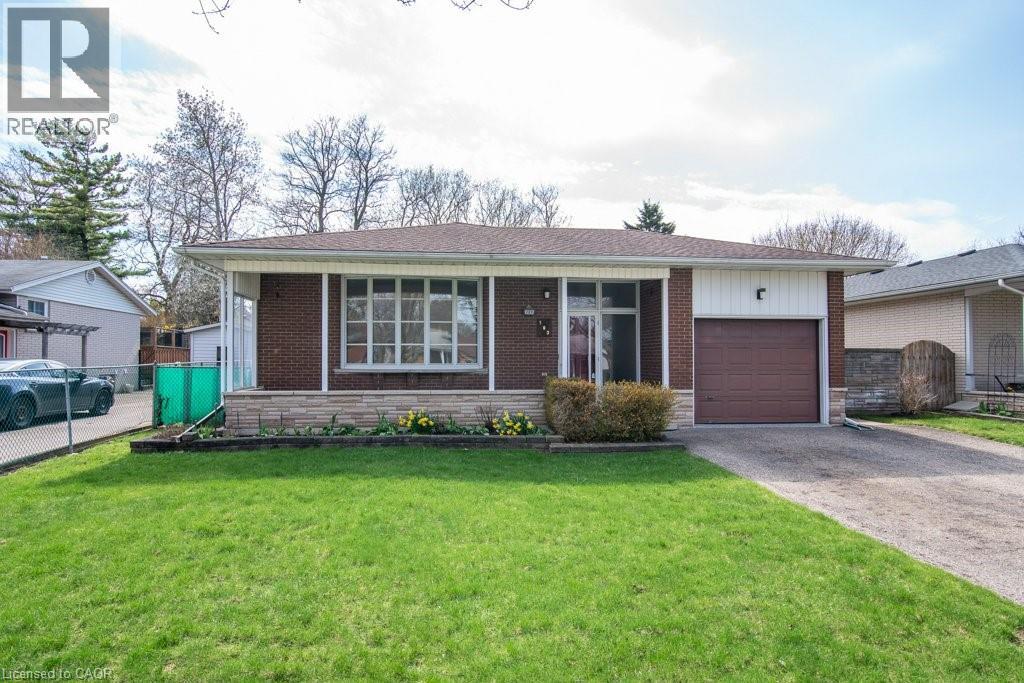 103 QUEENSTON Drive, Kitchener, Ontario, N2B2V2 — Photo 2