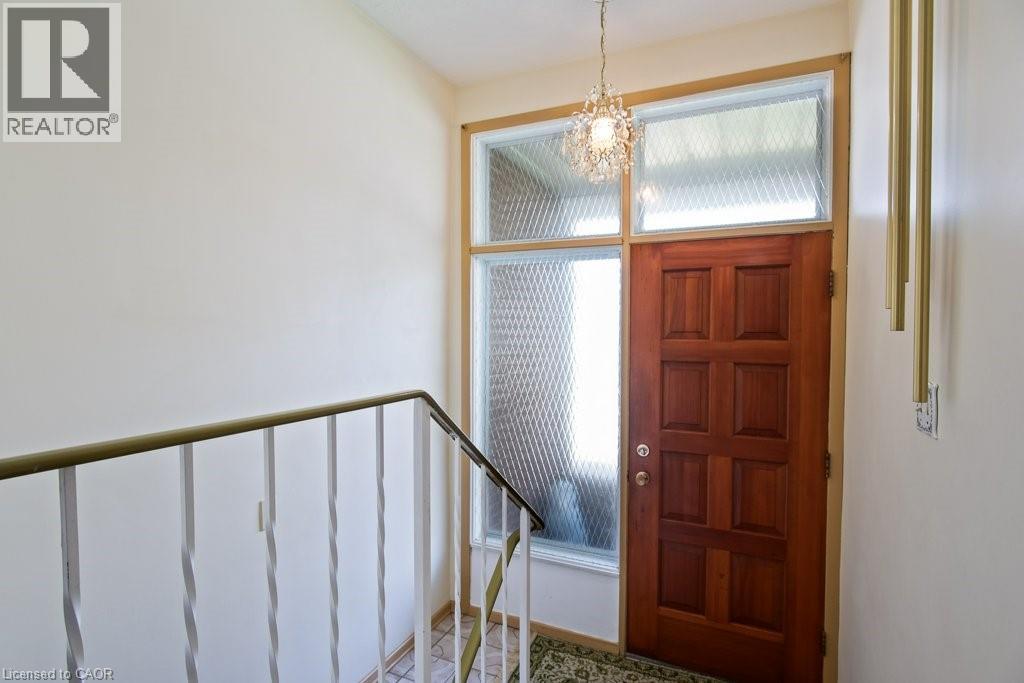 103 QUEENSTON Drive, Kitchener, Ontario, N2B2V2 — Photo 6