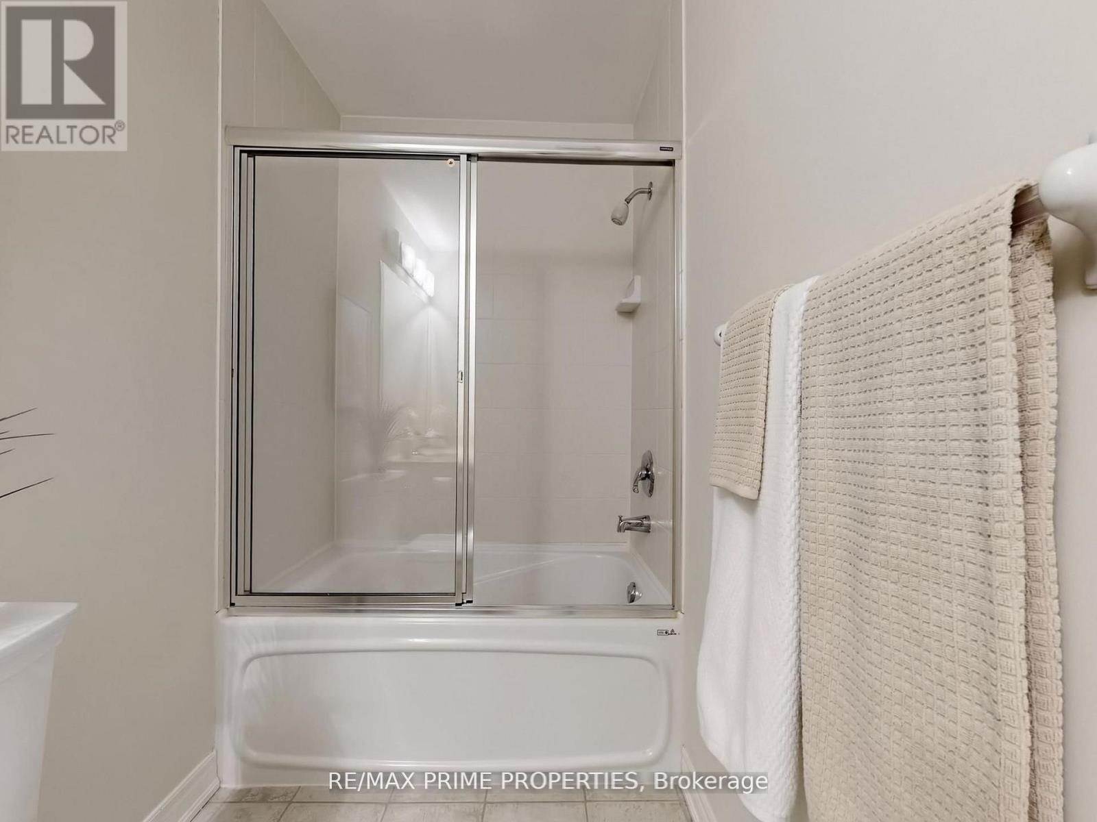 18 - 11 BERCZY CREEK WAY, Markham (Cachet), Ontario, L6C2R3 — Photo 42