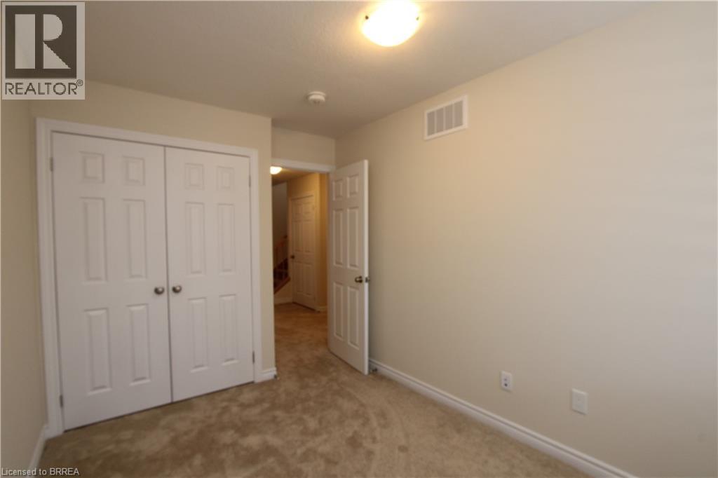 677 PARK Street N Unit# 13, Brantford, Ontario, N3R0A2 — Photo 13