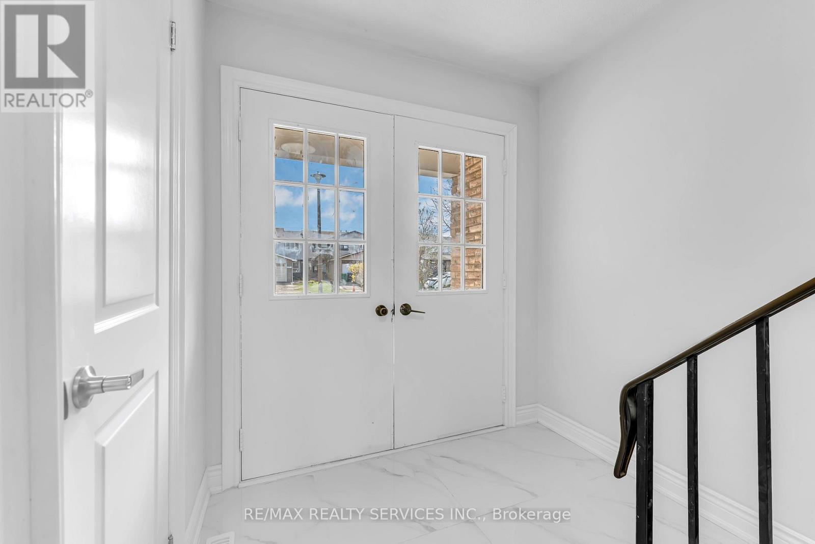 54 GREENE DRIVE, Brampton (Madoc), Ontario, L6V2R7 — Photo 5