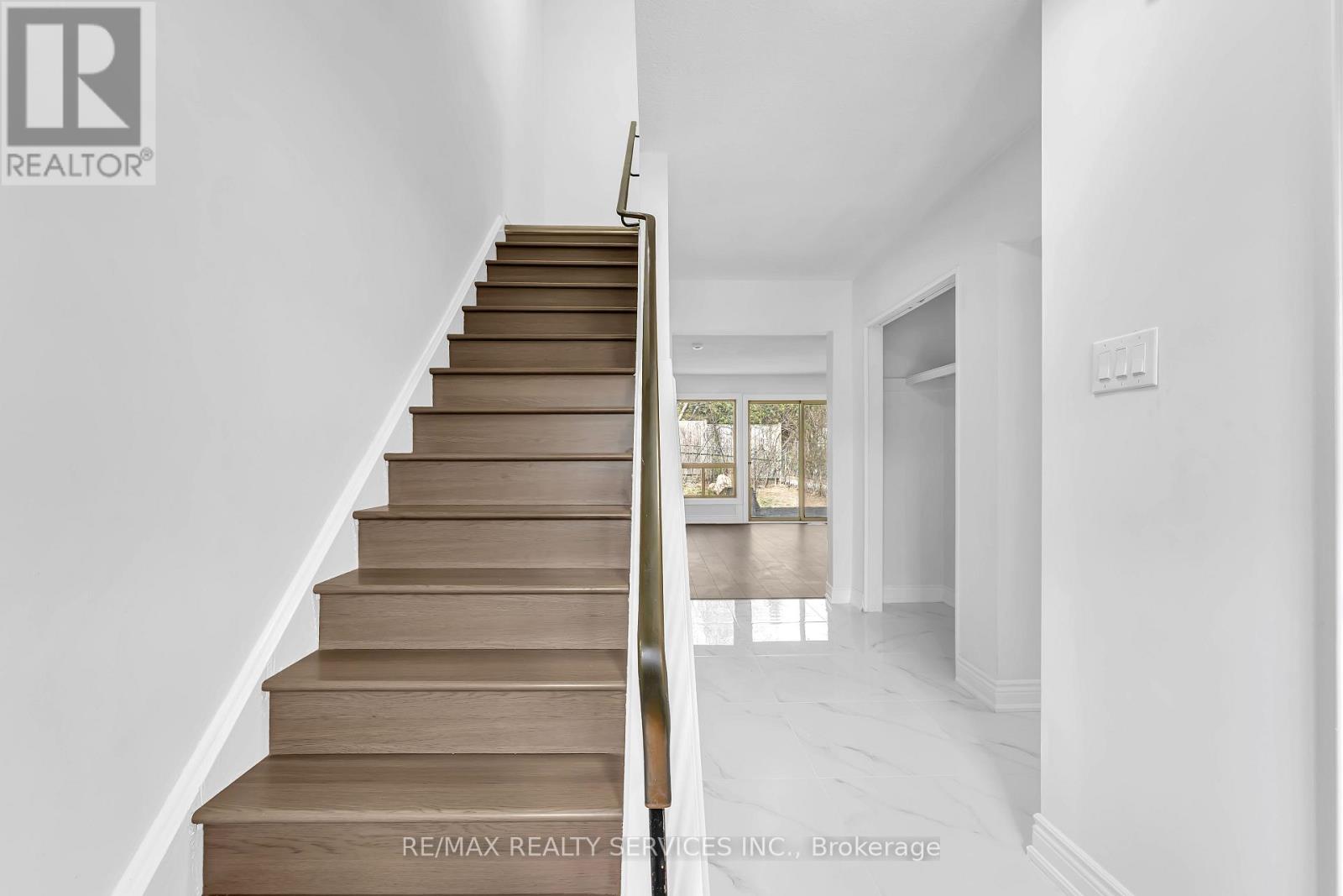 54 GREENE DRIVE, Brampton (Madoc), Ontario, L6V2R7 — Photo 6