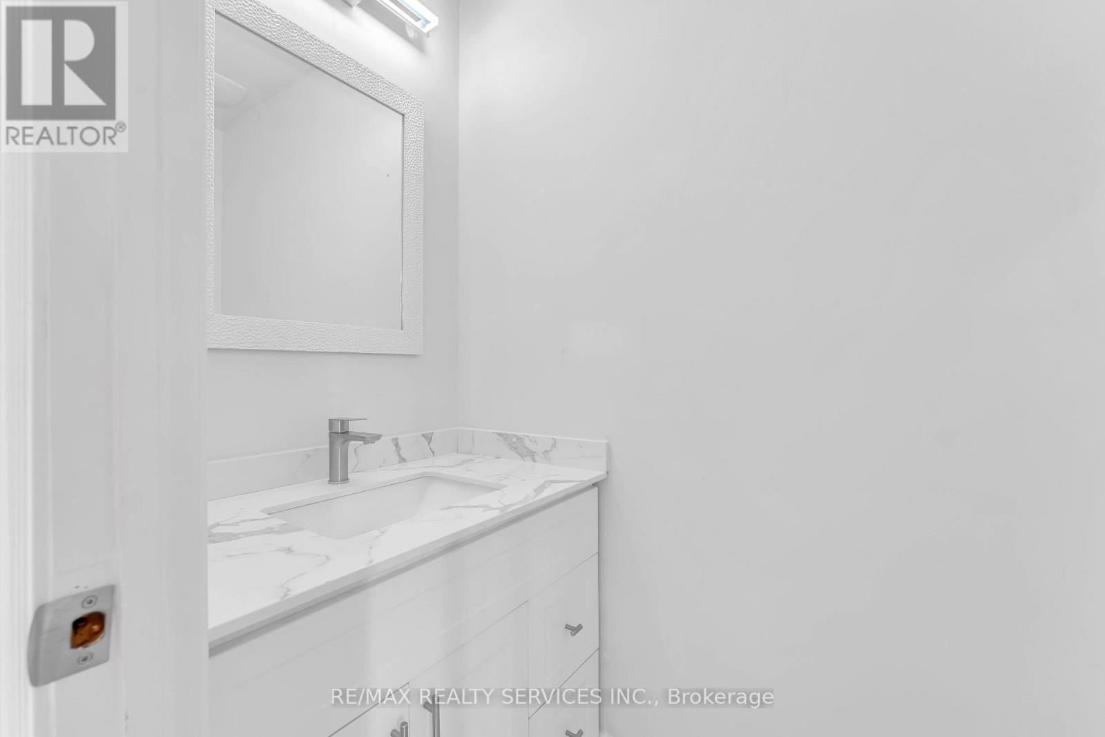 54 GREENE DRIVE, Brampton (Madoc), Ontario, L6V2R7 — Photo 7