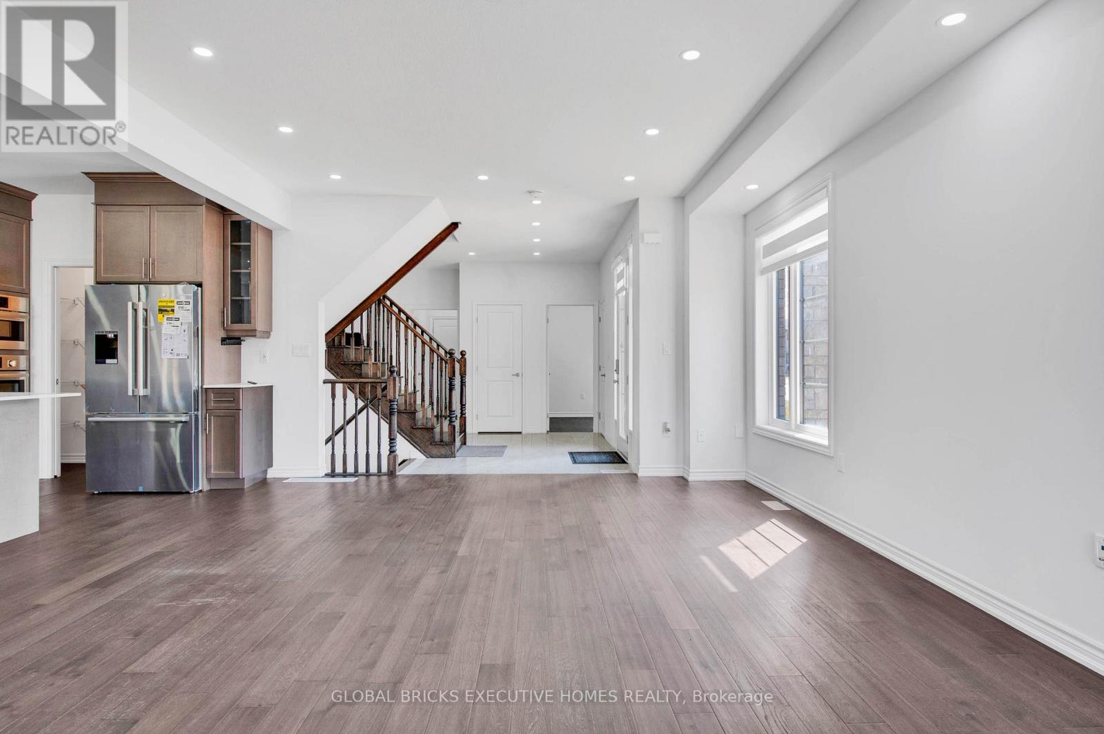 183 LONGBOAT RUN W, Brantford, Ontario, N3T5L5 — Photo 10