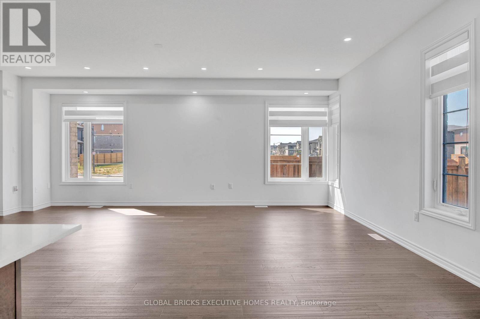 183 LONGBOAT RUN W, Brantford, Ontario, N3T5L5 — Photo 12