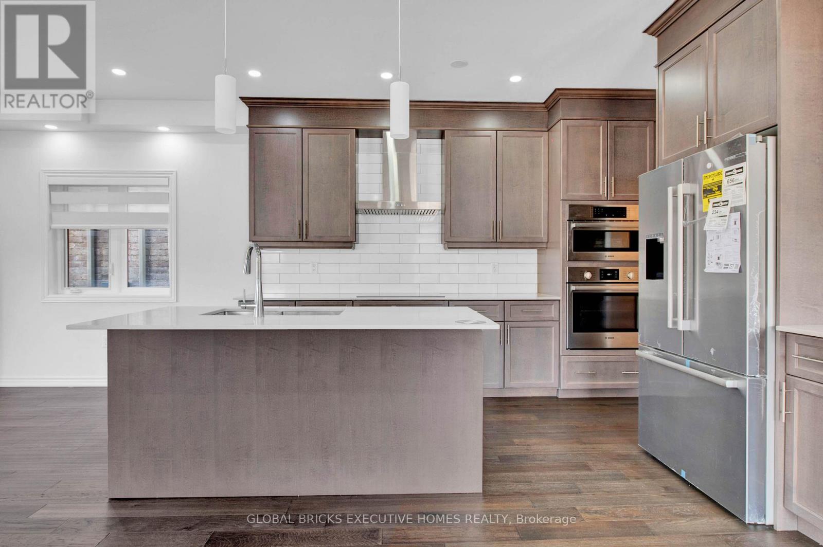 183 LONGBOAT RUN W, Brantford, Ontario, N3T5L5 — Photo 13