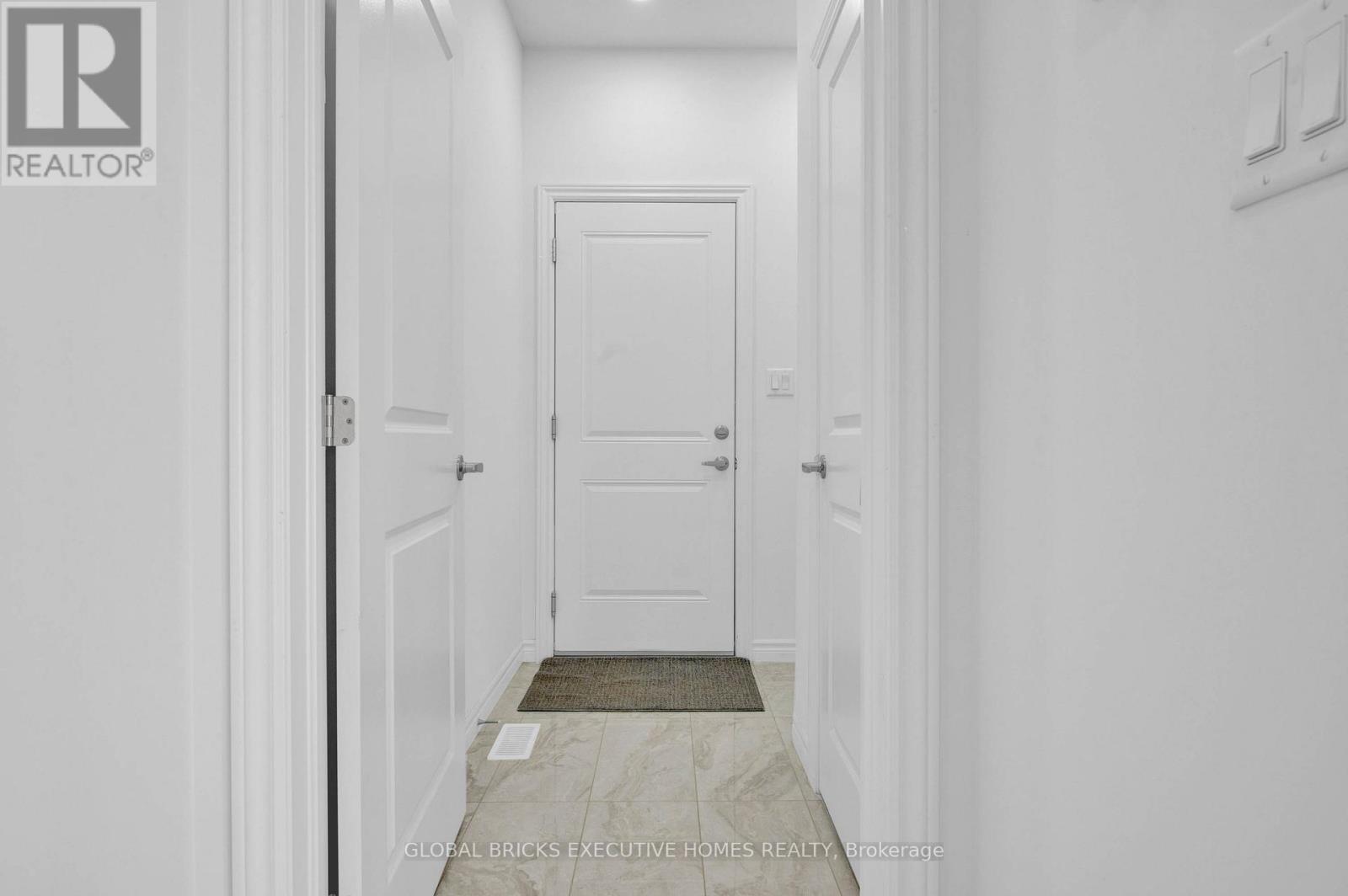 183 LONGBOAT RUN W, Brantford, Ontario, N3T5L5 — Photo 18