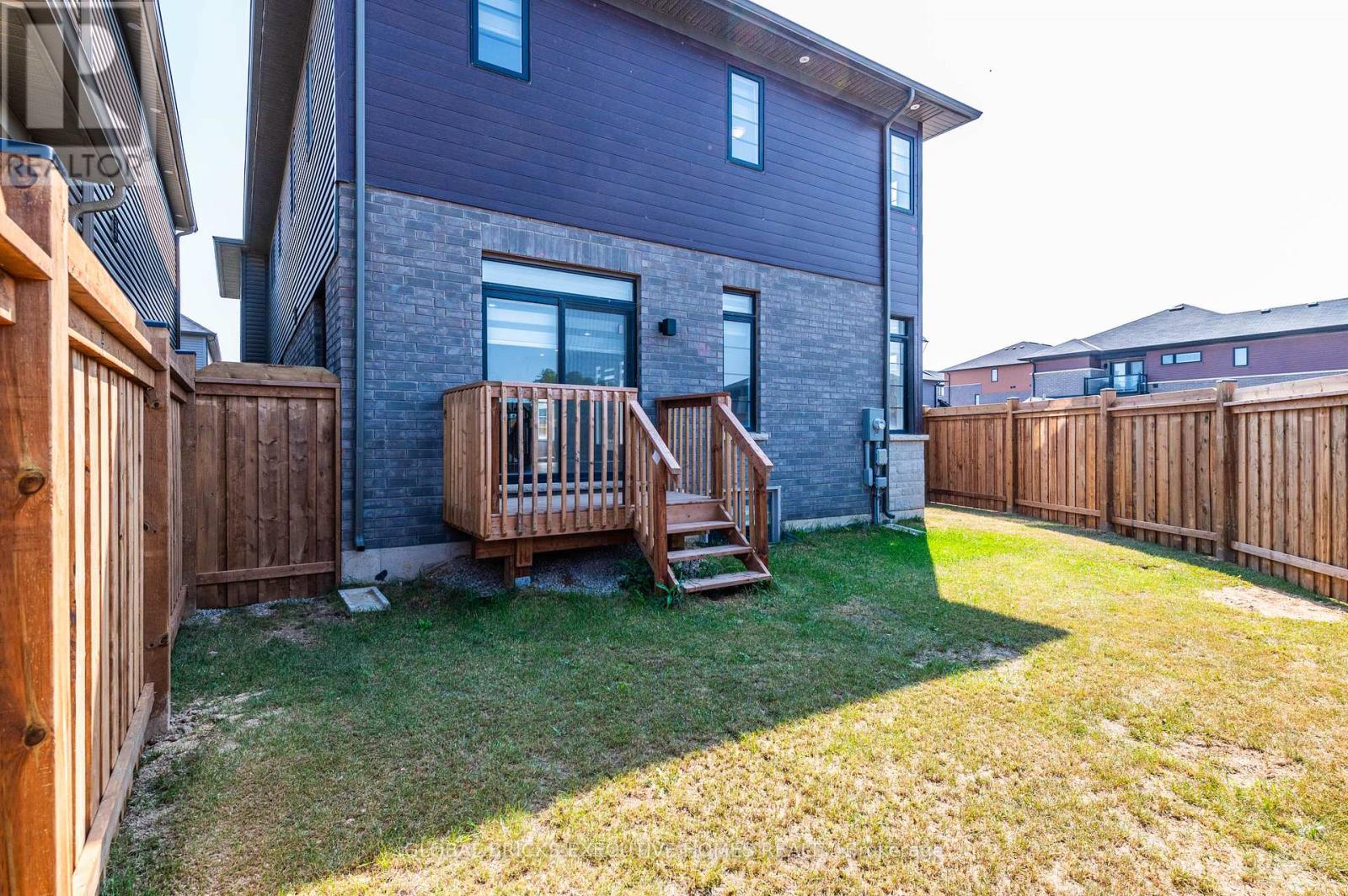 183 LONGBOAT RUN W, Brantford, Ontario, N3T5L5 — Photo 40