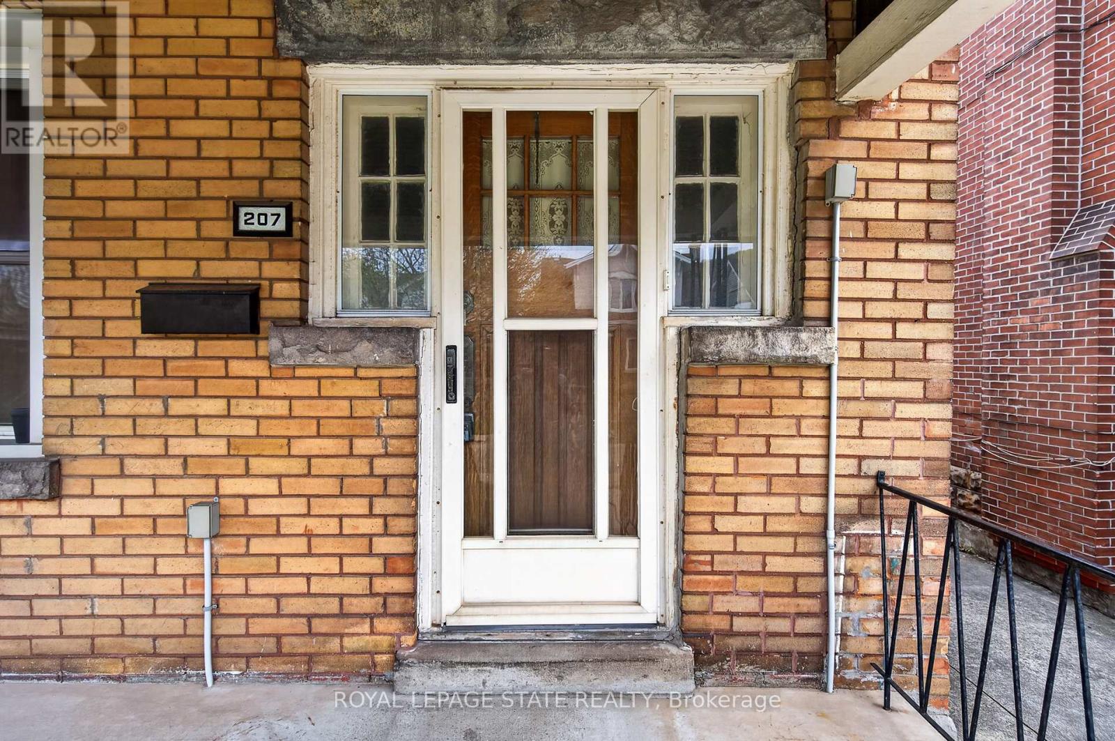 207 ROSSLYN AVENUE S, Hamilton (Delta), Ontario, L8M3J6 — Photo 5