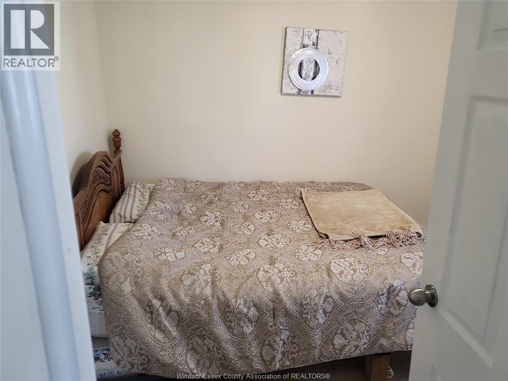 1682 ELSMERE AVENUE, Windsor, Ontario, N8X4H4 — Photo 8