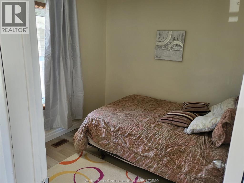 1682 ELSMERE AVENUE, Windsor, Ontario, N8X4H4 — Photo 9