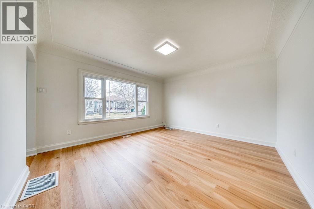 22 DAVID Avenue, Hamilton, Ontario, L9A3V1 — Photo 11